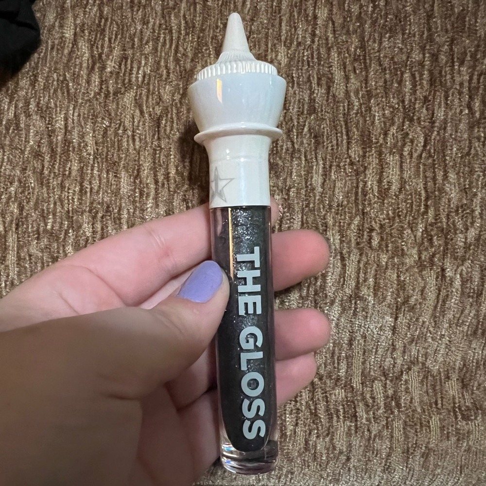Jeffrey Star lip gloss